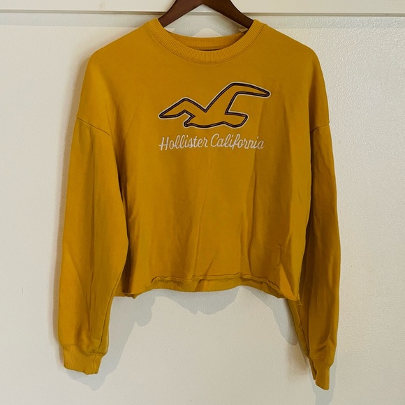 Hollister Sweaters - Hollister M Yellow Logo Cropped Pullover Sweater